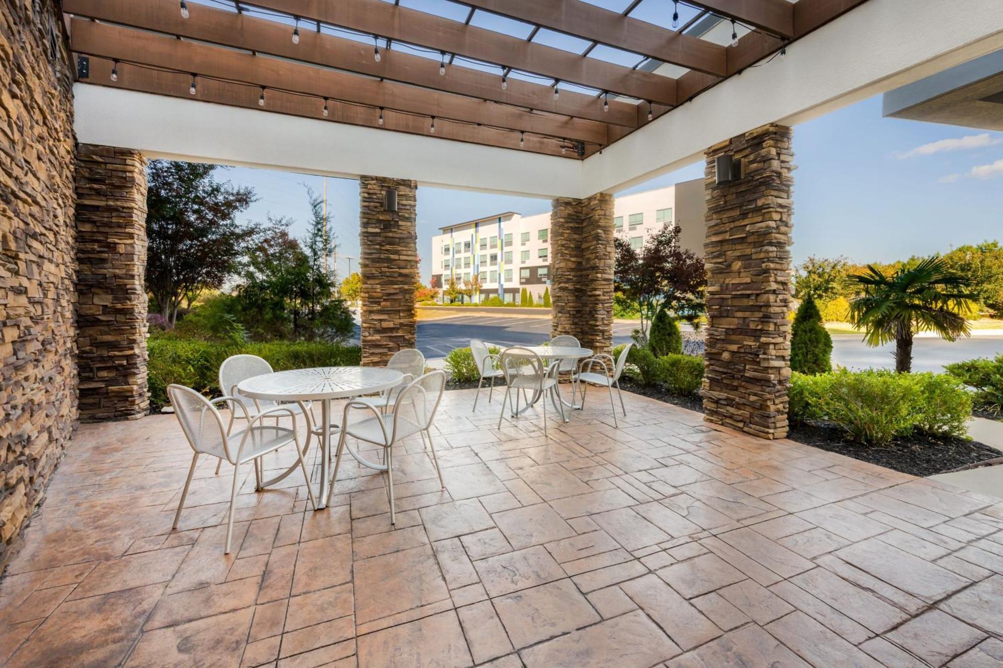 Отель Courtyard By Marriott Оберн Экстерьер фото